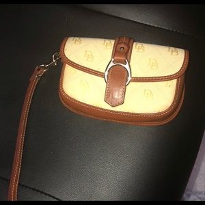 Dooney & Bourke Mini Wristlet ❌SOLD❌